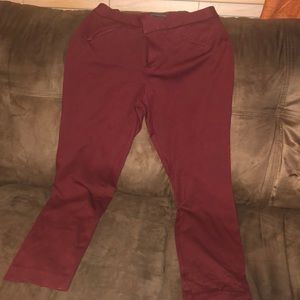 Women’s pants burgundy